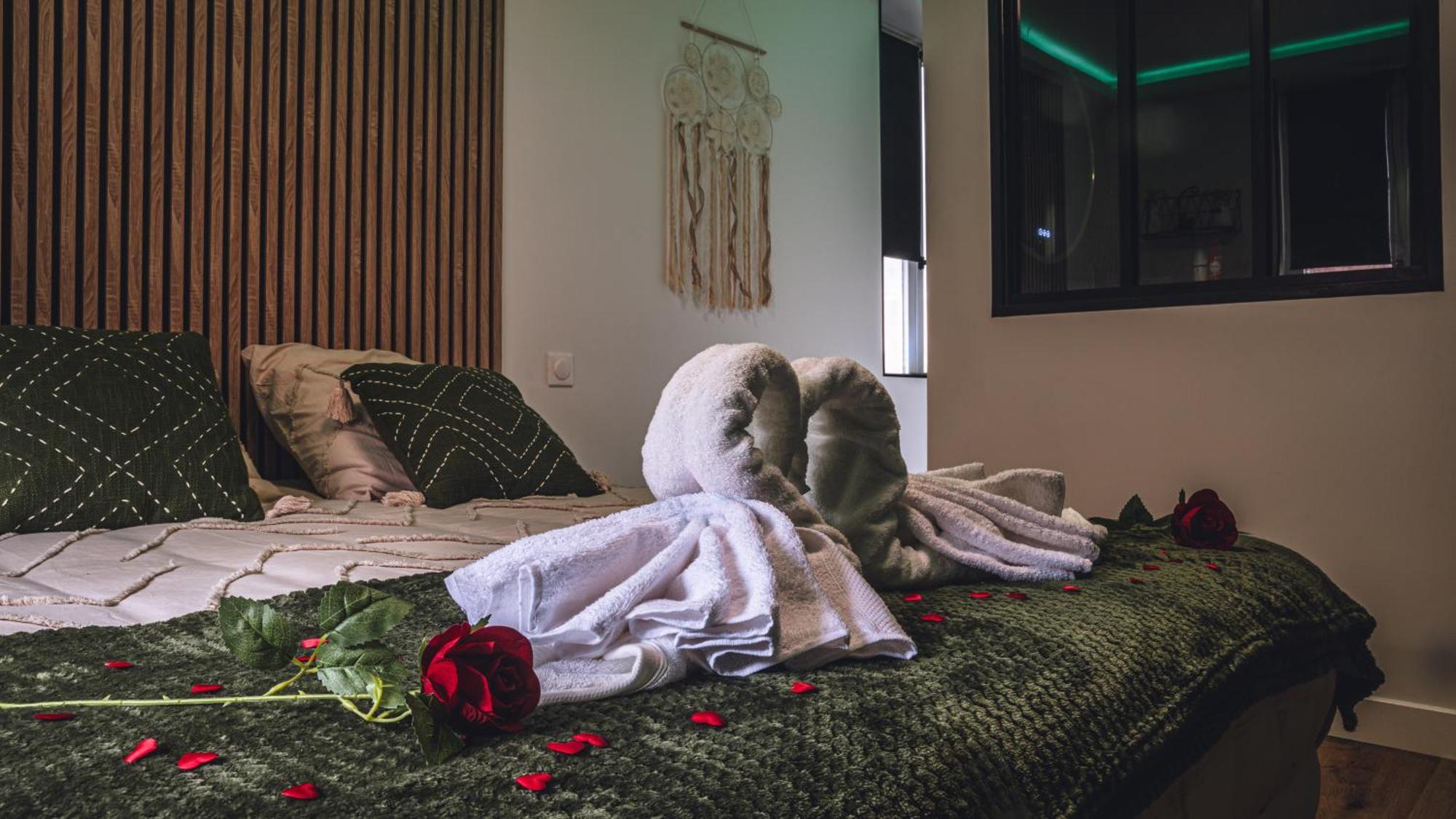Evasion Room Spa Енин-Бомон Екстериор снимка